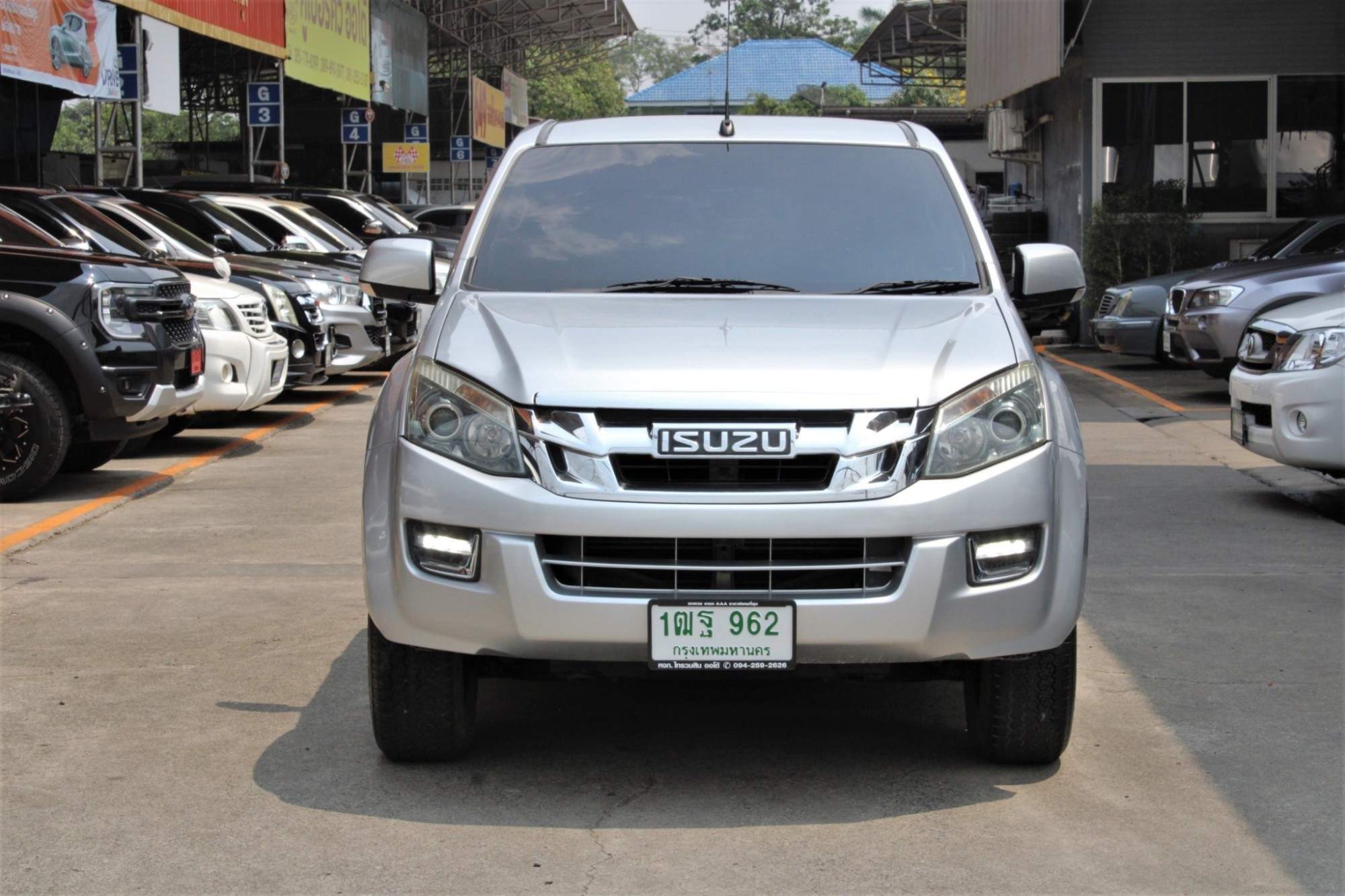 ฟรีดาวน์จัดท่วม ซื้อสดไม่มีVat ผ่อน 6xxx 2014 Isuzu D-Max Hi-Lander SPACE CAB 2.5 L M/T สีบรอนซ์เงิน เกียร์ธรรมดา ตัวสูง แคปเปิดได้ มือเดียวออกห้าง (รูปที่ 3)