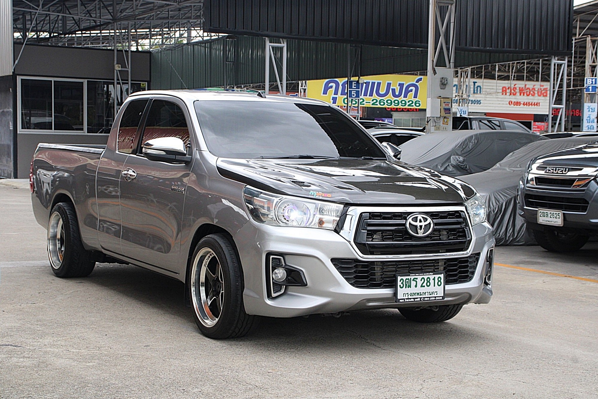 ถูกสุดในเวบ จัดได้ท่วมๆ ออกรถไม่ต้องใช้เงิน 2016 Toyota Hilux Revo SMARTCAB 2.4 J Plus M/T สีเทา เกียร์ธรรมดา