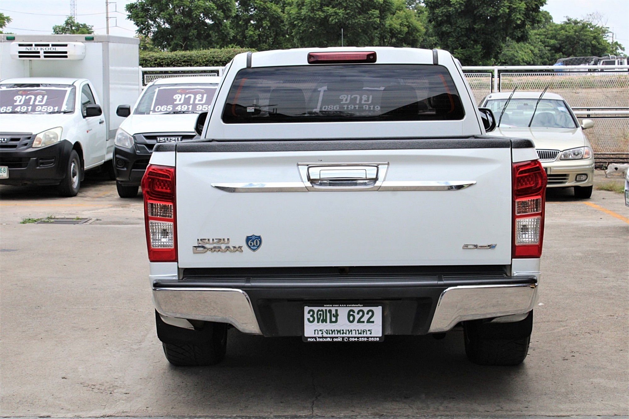👉 ฟรีดาวน์ 👉 ดอกเบี้ย 0 % 1 ปี 👉ขับฟรี 3 เดือน 2017 Isuzu D-Max Hi-Lander SPACE CAB 1.9 L Ddi BLUE POWER MT สีขาว (รูปที่ 4)