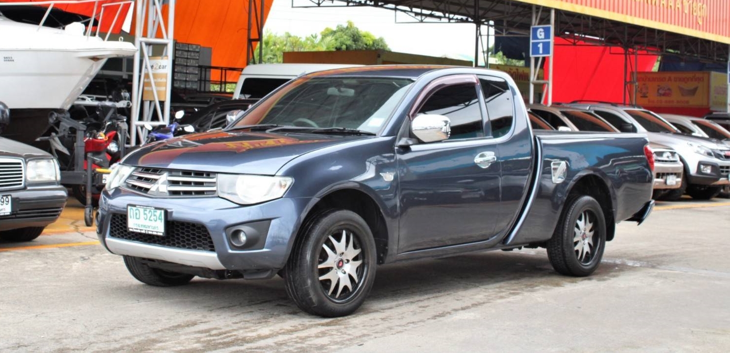 กะบะแคปผ่อน3000 ประวัติดีฟรีดาวน์ ออกรถ 0 บาท 2010 Mitsubishi Triton 2.4 GLX MEGA CAB MT สีน้ำเงิน เกียร์ธรรมดา เบนซิล (รูปที่ 10)