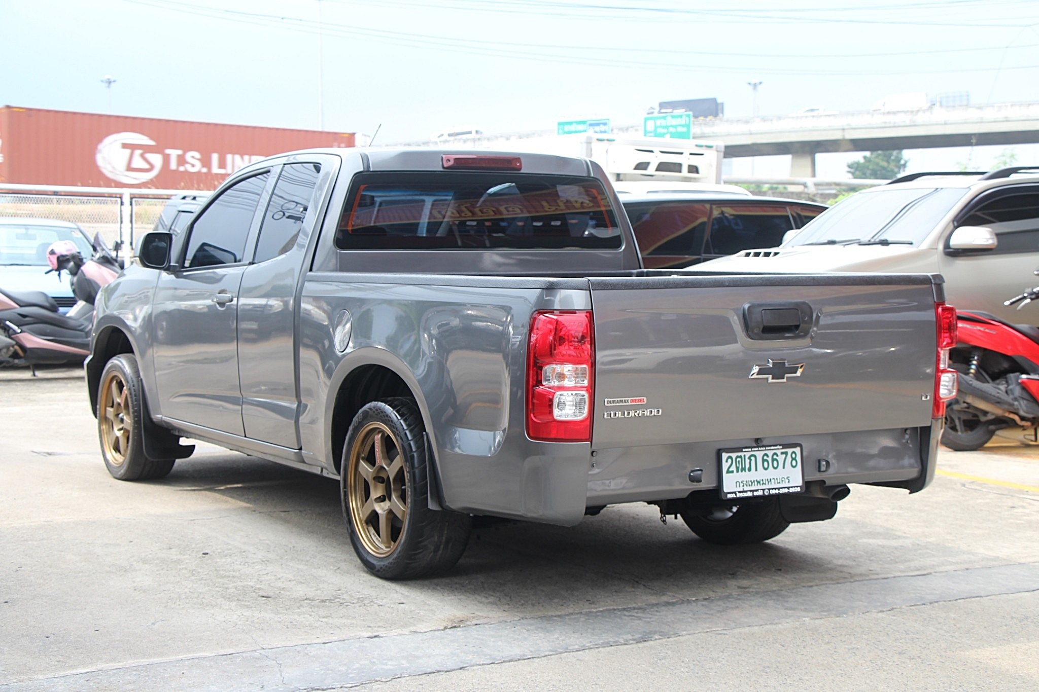 2019 Chevrolet Colorado Flex Cab 2.5 LT สีเทา เกียร์ธรรมดา 6 เกียร์ แคปเปิดได้