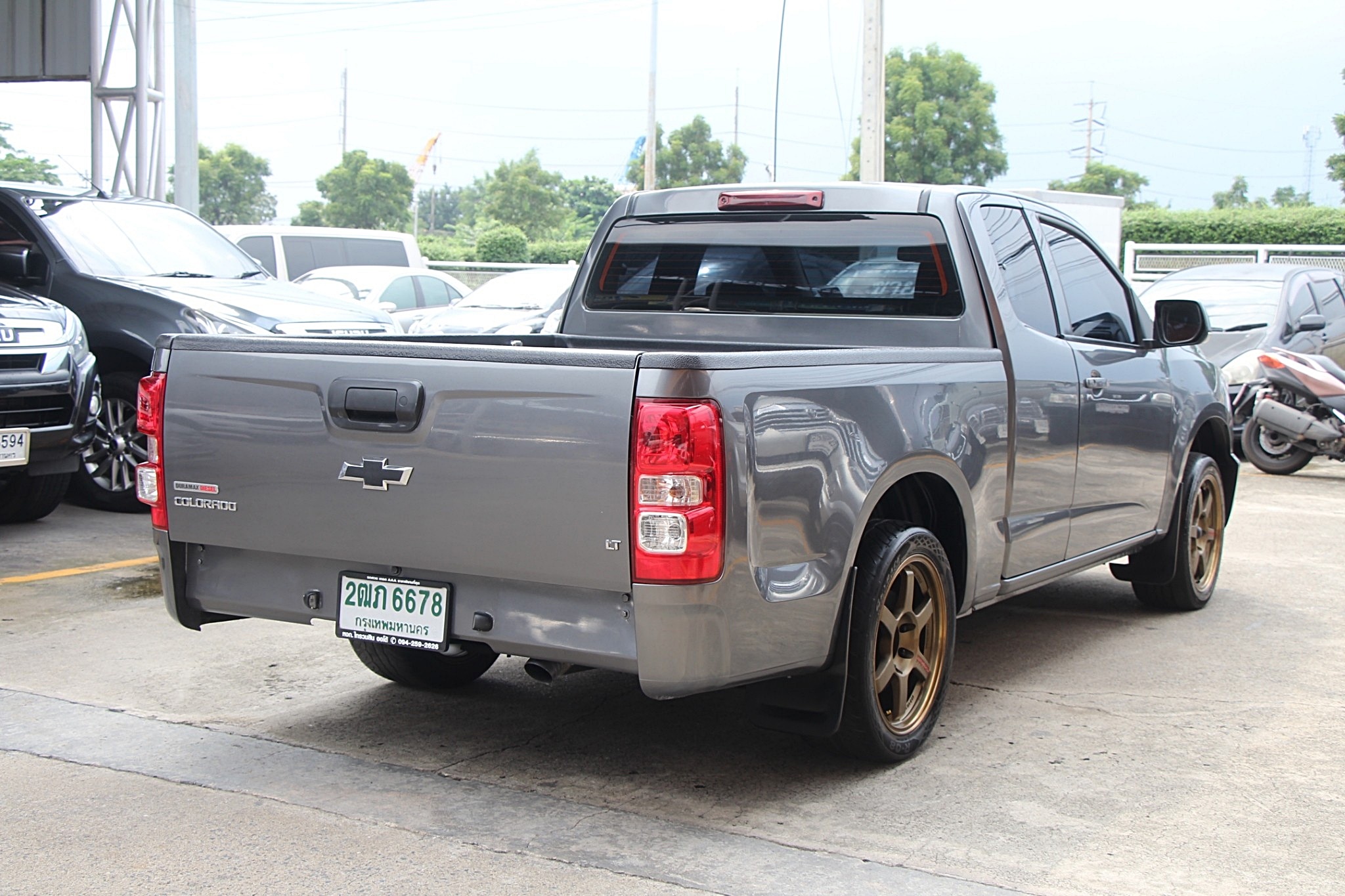 2019 Chevrolet Colorado Flex Cab 2.5 LT สีเทา เกียร์ธรรมดา 6 เกียร์ แคปเปิดได้