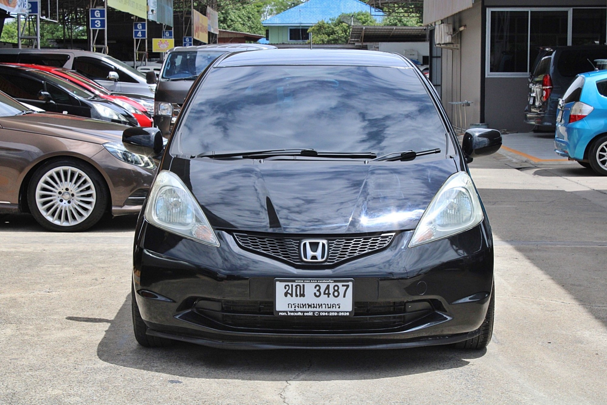 2010 Honda Jazz 1.5 S i-VTEC A/T สีดำ ออโต้ รถเดิมมากๆไม่แต่งอะไรเลย ไม่มีชน ขับดี