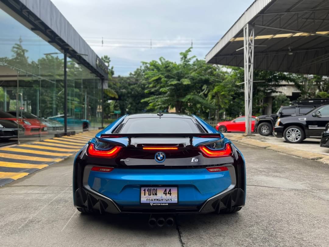 2016 BMW i8 สีน้ำเงิน (รูปที่ 10)