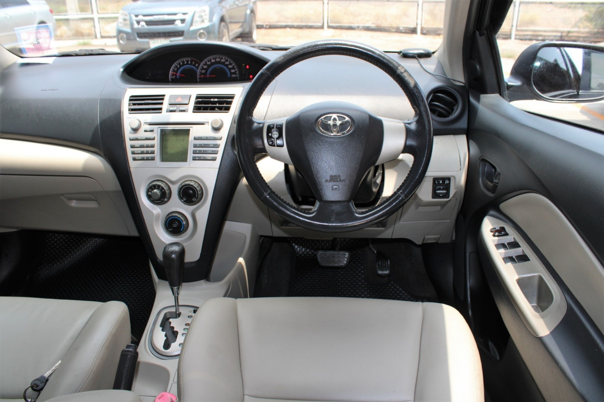 ฟรีดาวน์ ผ่อน3xxx 2009 TOYOTA VIOS 1.5 G Limited AUTO สีดำ ปุ่มสต้าท (รูปที่ 3)