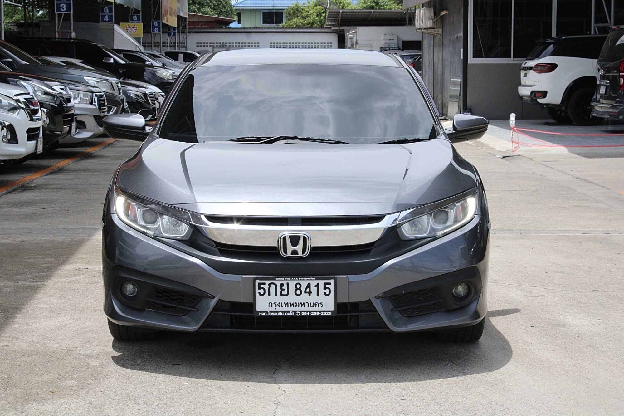 2016 Honda Civic FC 1.8 EL i-VTEC AT สีเทา เกียร์ออโต้ รุ่นท๊อป เดิมมาก ไม่มีชน ขับดีมาก (รูปที่ 2)