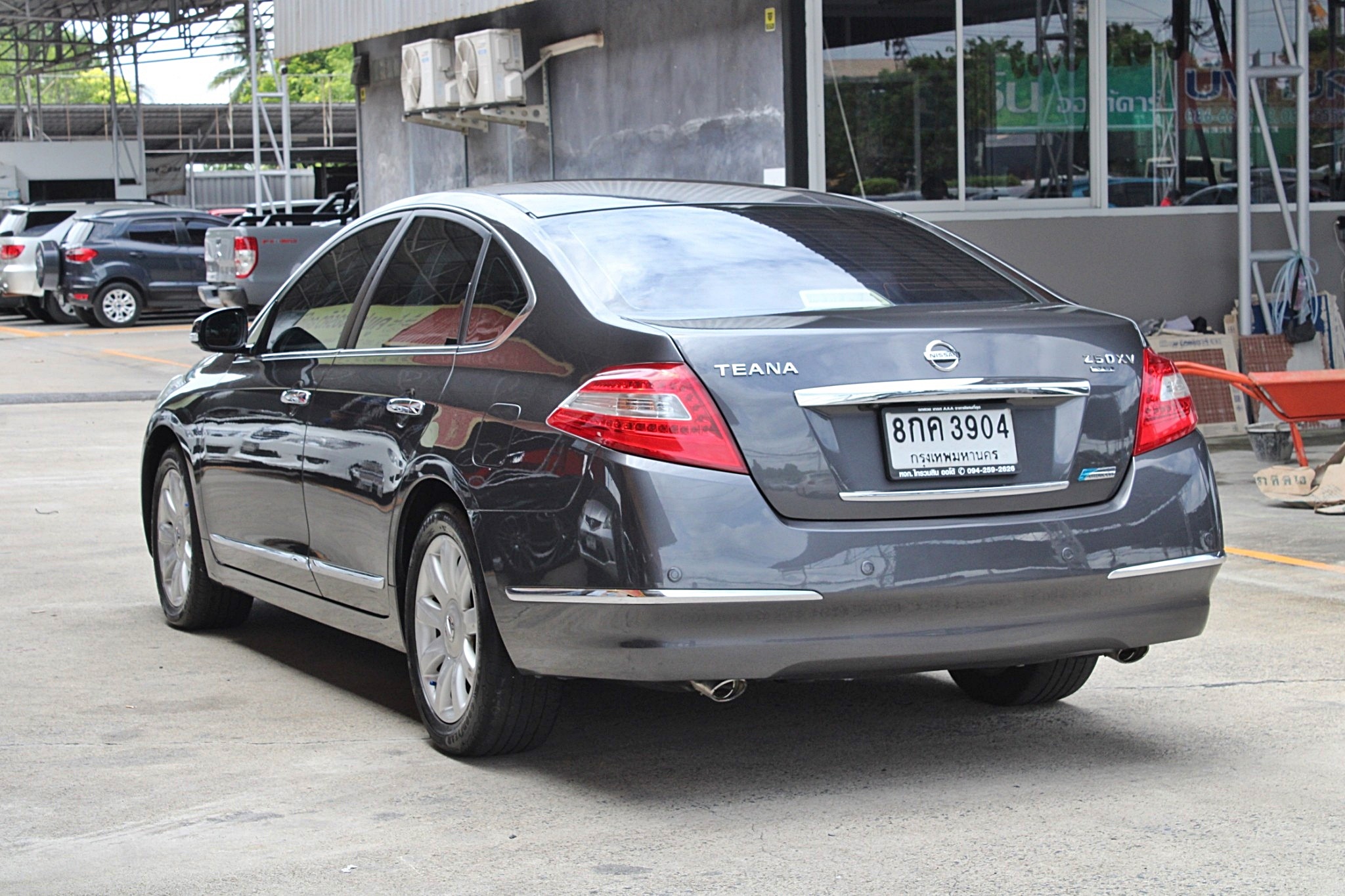 2010 Nissan Teana 2.5 XV 250 V 6 AT สีเทา เกียร์ออโต้ หลังคาซันรูฟ รถสวยมาก ไม่มีอุบัติเหตุ ไม่แก๊ส