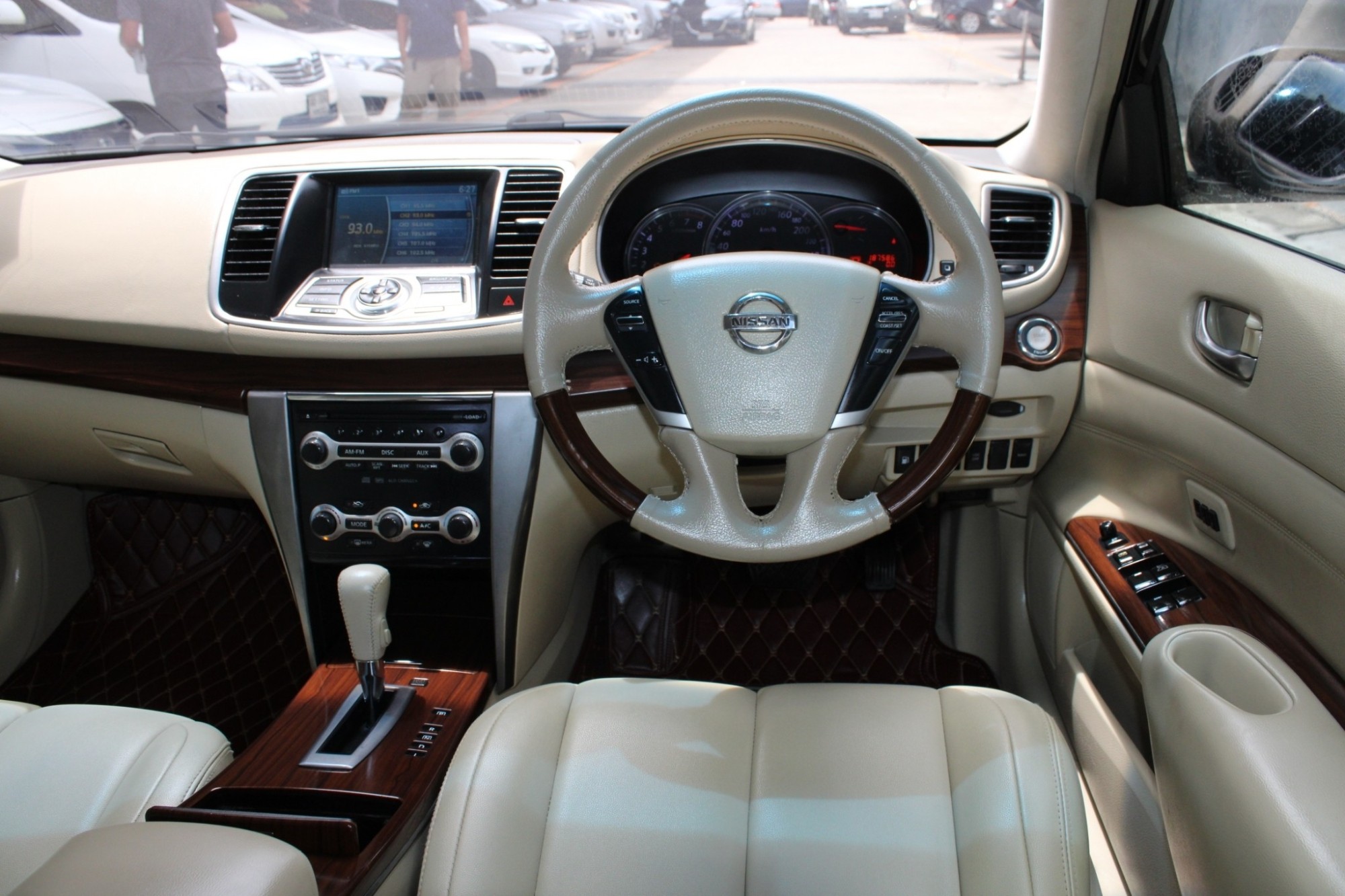 2010 Nissan Teana 2.5 XV 250 V 6 AT สีเทา เกียร์ออโต้ หลังคาซันรูฟ รถสวยมาก ไม่มีอุบัติเหตุ ไม่แก๊ส (รูปที่ 8)