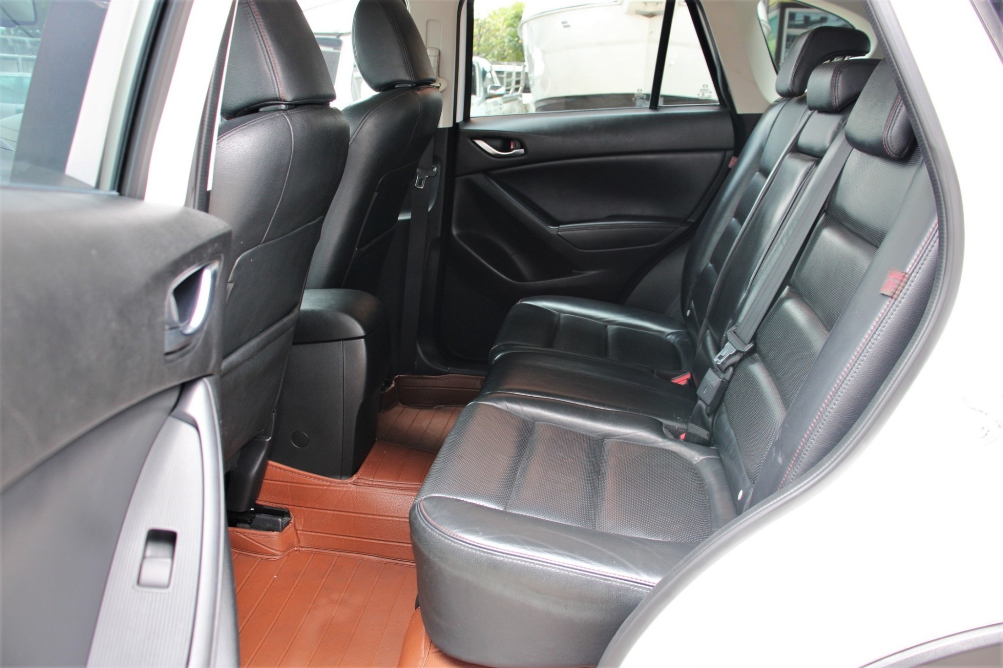 2014 Mazda CX-5 2.5 S AT สีขาว SUV Auto เบนซิน ไม่เคยแก๊ส เครื่องเกียร์ดีมาก ภายในสวย ขับดีมากครับ มีโปรดอกเบี้ยพิเศษ (รูปที่ 11)