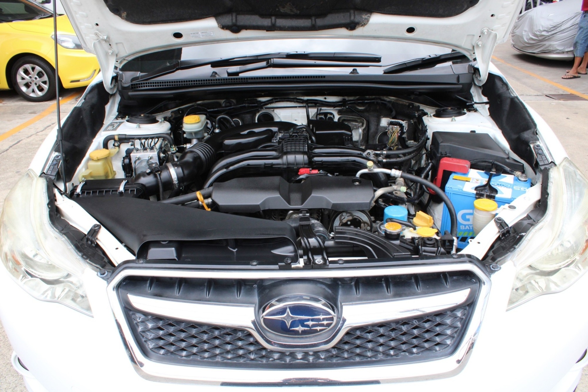 ราคาน่าคบ งบไม่เกิน 400,000 ปี2012 Subaru XV 2.0i-P AWD AT สีขาว เกียร์ออโต้ (รูปที่ 7)