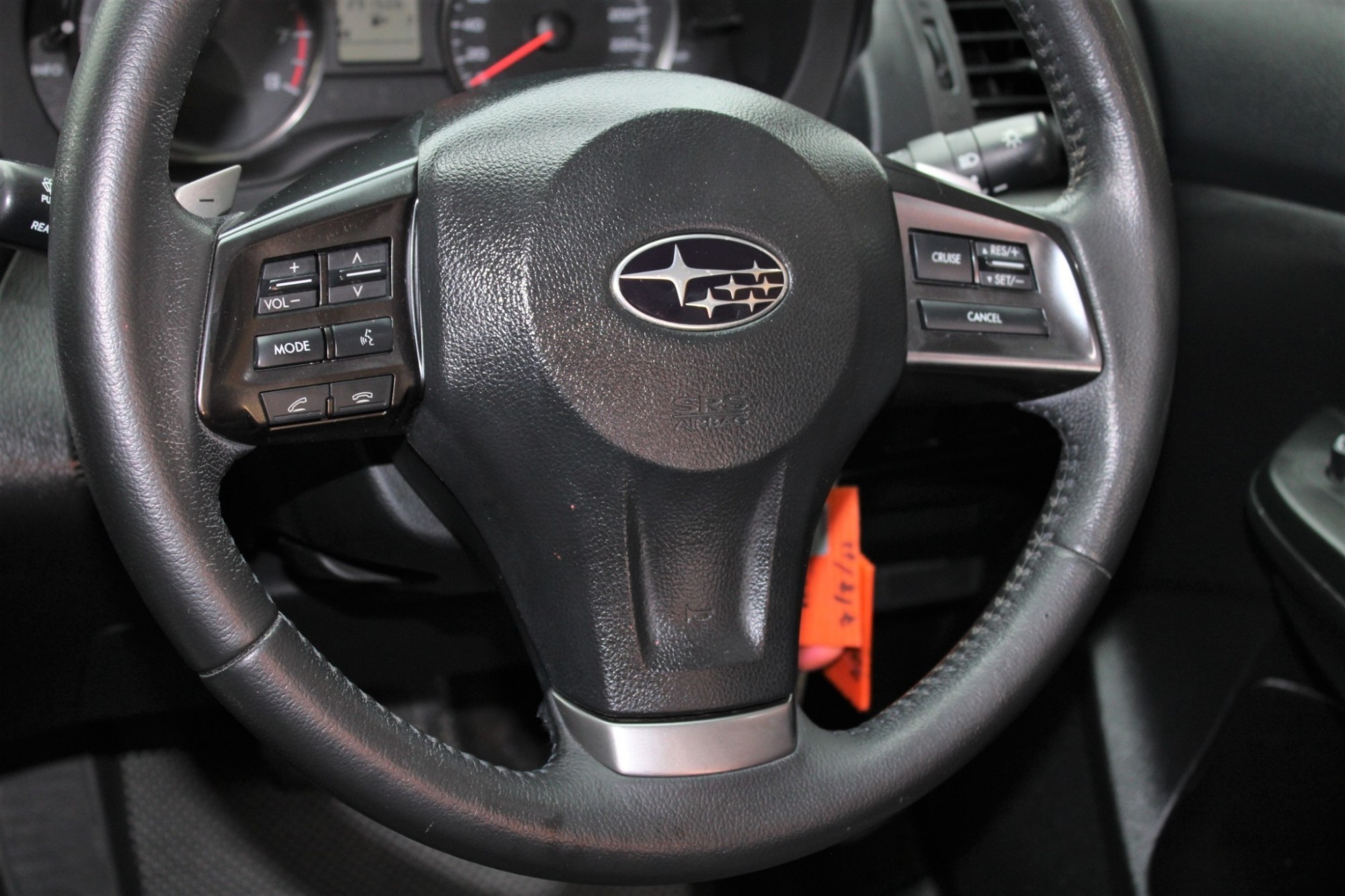 ราคาน่าคบ งบไม่เกิน 400,000 ปี2012 Subaru XV 2.0i-P AWD AT สีขาว เกียร์ออโต้ (รูปที่ 11)