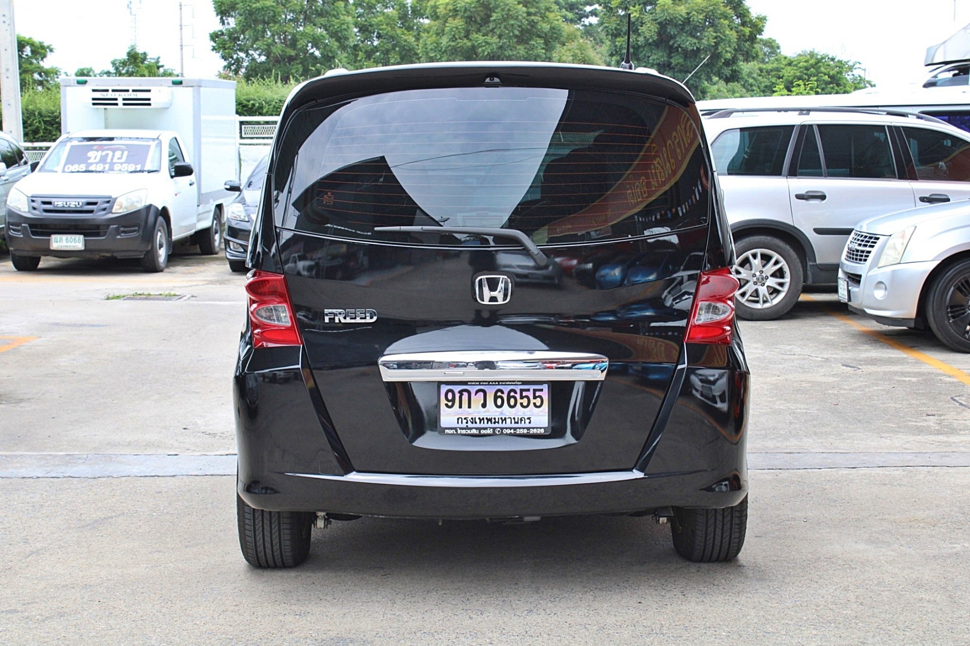 2012 Honda Freed 1.5 EL Wagon AT สีดำ เกียร์ออโต้ รถครอบครัว7ที่นั่ง รถบ้าน ออกห้างมือเดียว รถสวยไม่มีชน มีประวัติเช็คศูนย์