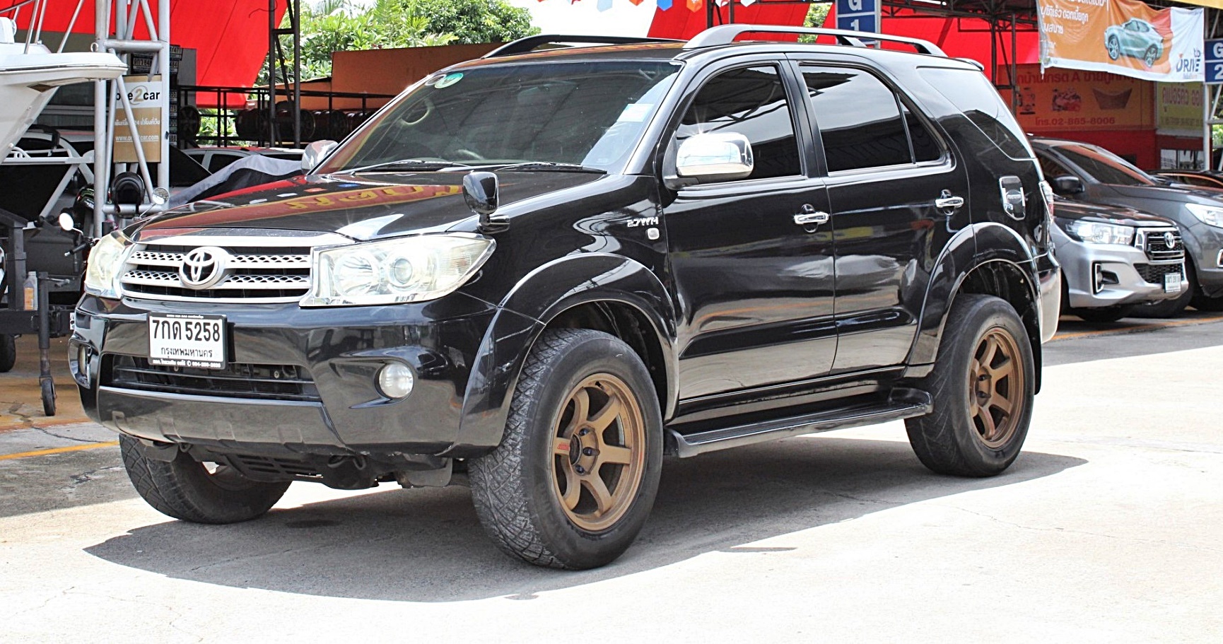 2009 toyota Fortuner 2.7 V 2WD Auto สีดำ รถสวย SUV รถครอบครัว ยอดนิยม หน้าหลังเดิมสภาพสวยประหยัด