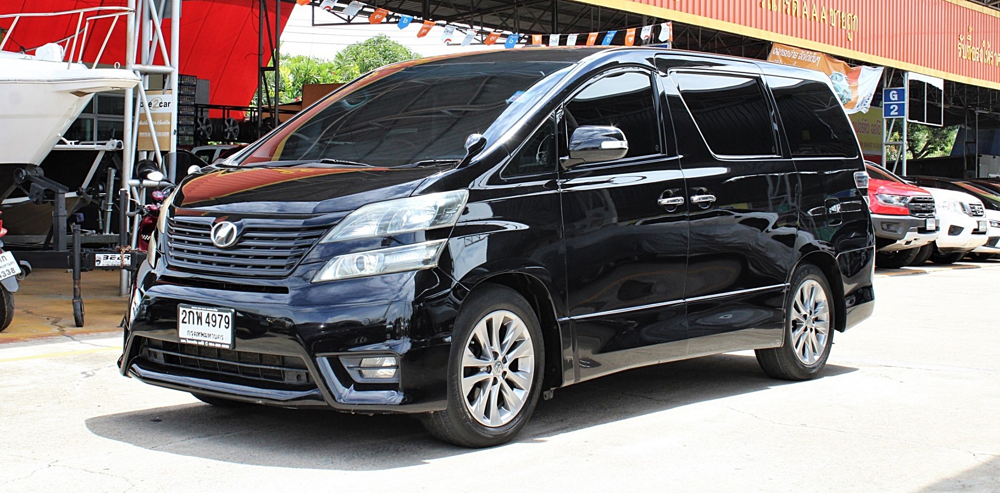 2011 Toyota VELLFIRE 2.4 V Auto CVT สีดำ รุ่นท๊อปสุด มือแรกออกห้าง ไม่เคยมีอุบัติเหตุ ไม่เคยแก๊ส สวยมากๆ