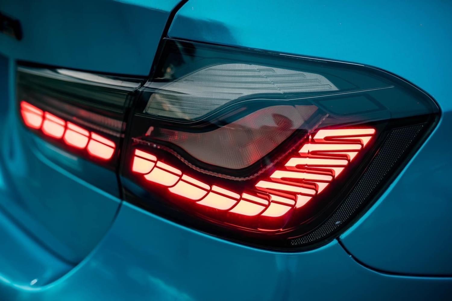เจ้าของขายเอง 2014 BMW 320i LCI M3 F80 2.0 Luxury ของแต่งแท้ เกือบล้าน สีข้างในสีขาว (รูปที่ 10)