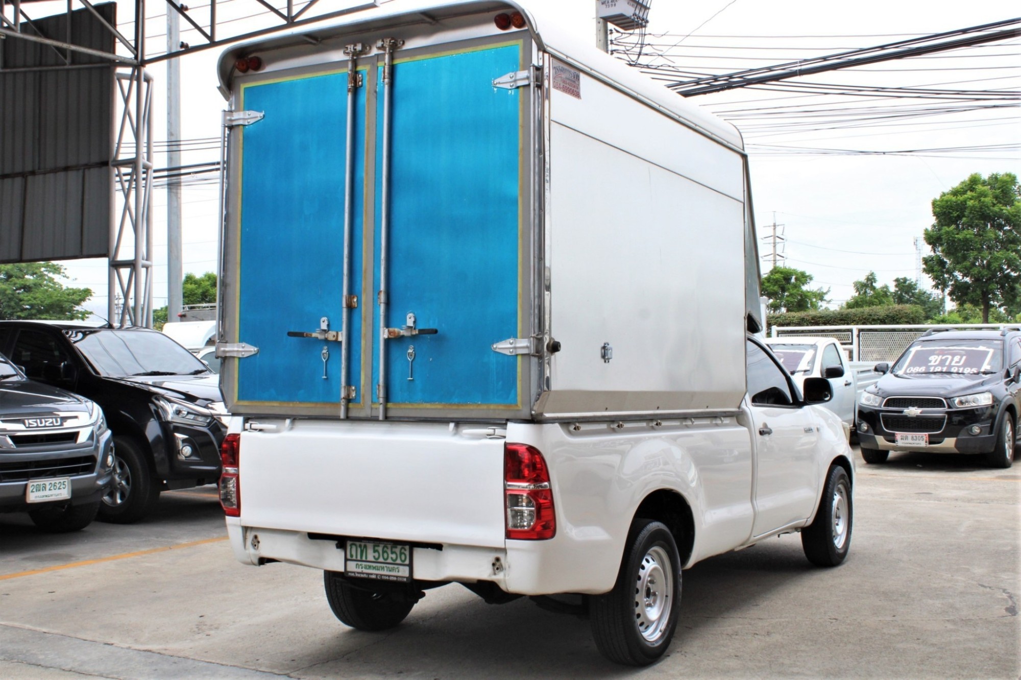 จัดได้320000 Toyota Hilux Vigo CHAMP 2.5 J SINGLE 2014 MT สีขาว พร้อมหลังคาตู้ทึบของใหม่ ขนาด 2.10เมตร