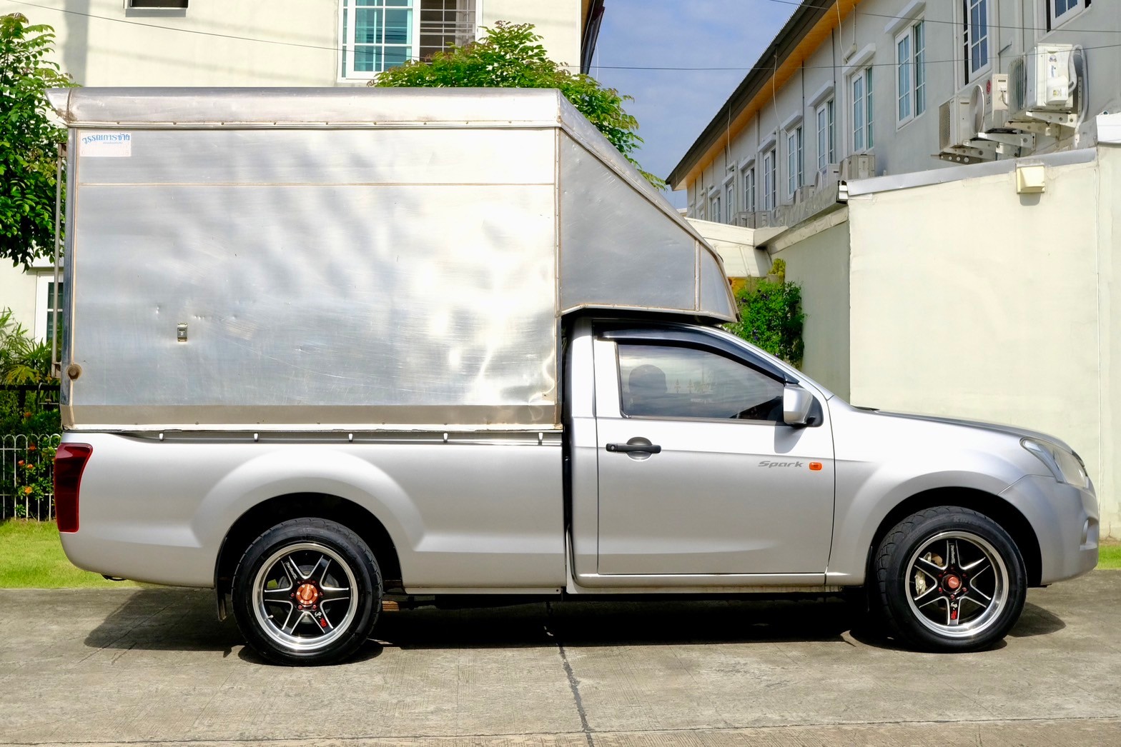 🔥รุ่นรถ : Isuzu Dmax 1.9 Spark (ตอนเดียว) เครื่องยนต์: ดีเซล เกียร์:MT ปี: 2018 สี:เทา ไมล์: 18x,xxx กม. (รูปที่ 12)