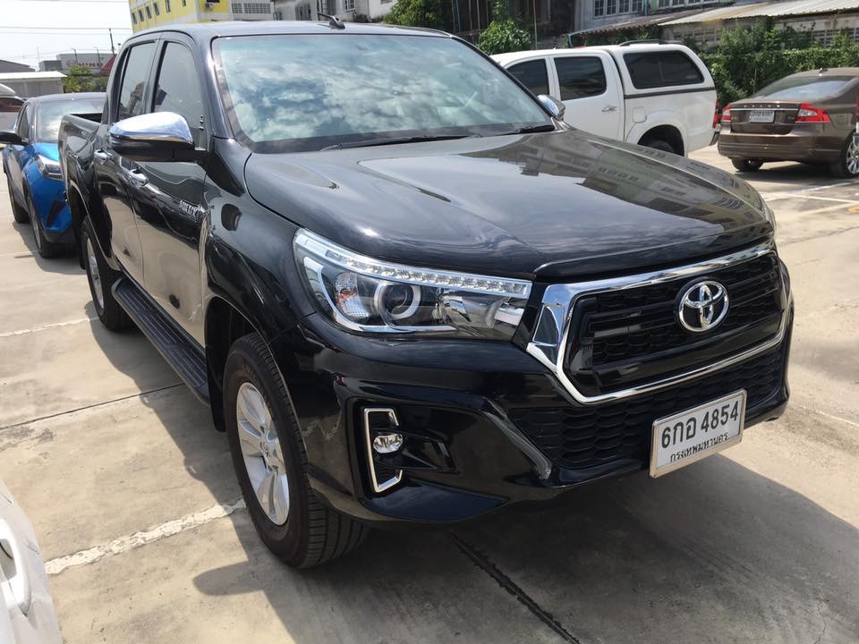 Toyota Hilux Revo Prerunner ปี 2017 สีดำ (รูปที่ 4)