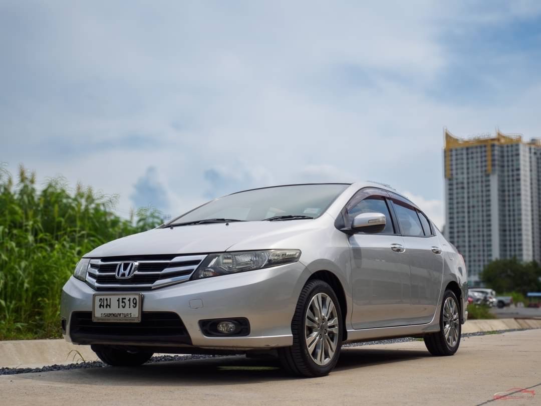 2012 Honda City สีเงิน (รูปที่ 7)