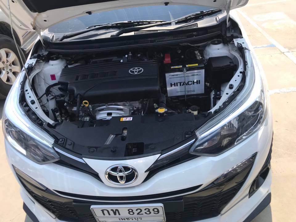Toyota Yaris ปี 2017 สีขาว (รูปที่ 2)