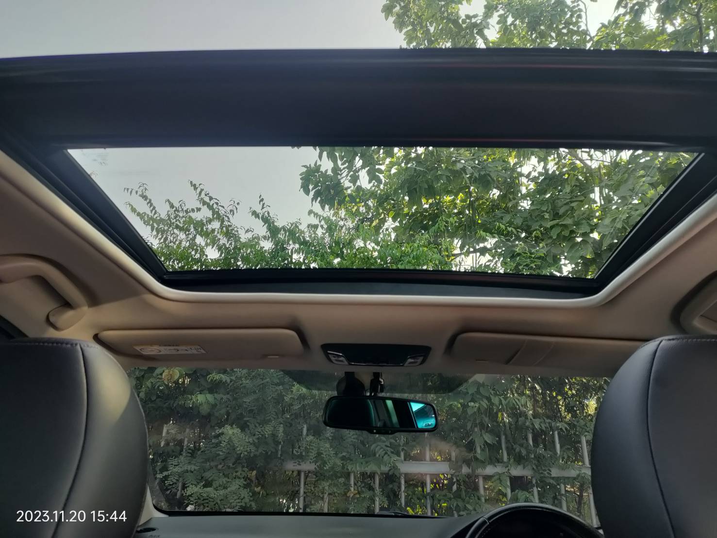 ฟรีดาวน์ HRV 1.8 EL SUNROOF TOP สวยตรงปก ผ่อน 7xxx /84 งวด ออดกรถ 0 บาท (รูปที่ 17)