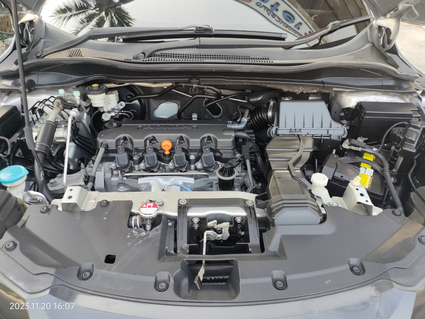 ฟรีดาวน์ HRV 1.8 EL SUNROOF TOP สวยตรงปก ผ่อน 7xxx /84 งวด ออดกรถ 0 บาท (รูปที่ 10)