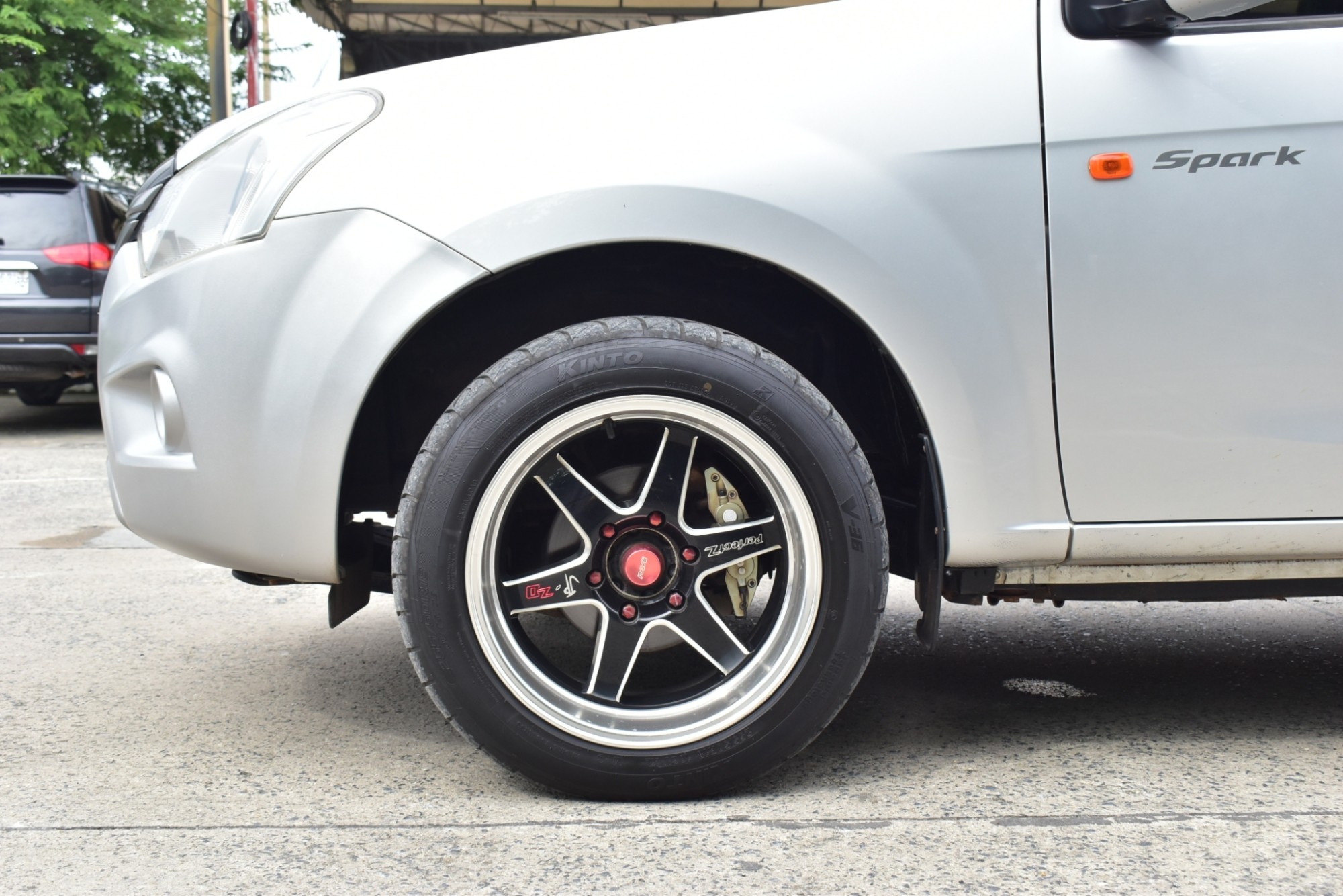 Isuzu Dmax 1.9 Spark (ตอนเดียว) เครื่องยนต์ ดีเซล เกียร์MT ปี 2018 สีเทา ไมล์: 18x,xxx กม. พร้อมใช้ทันที (รูปที่ 9)