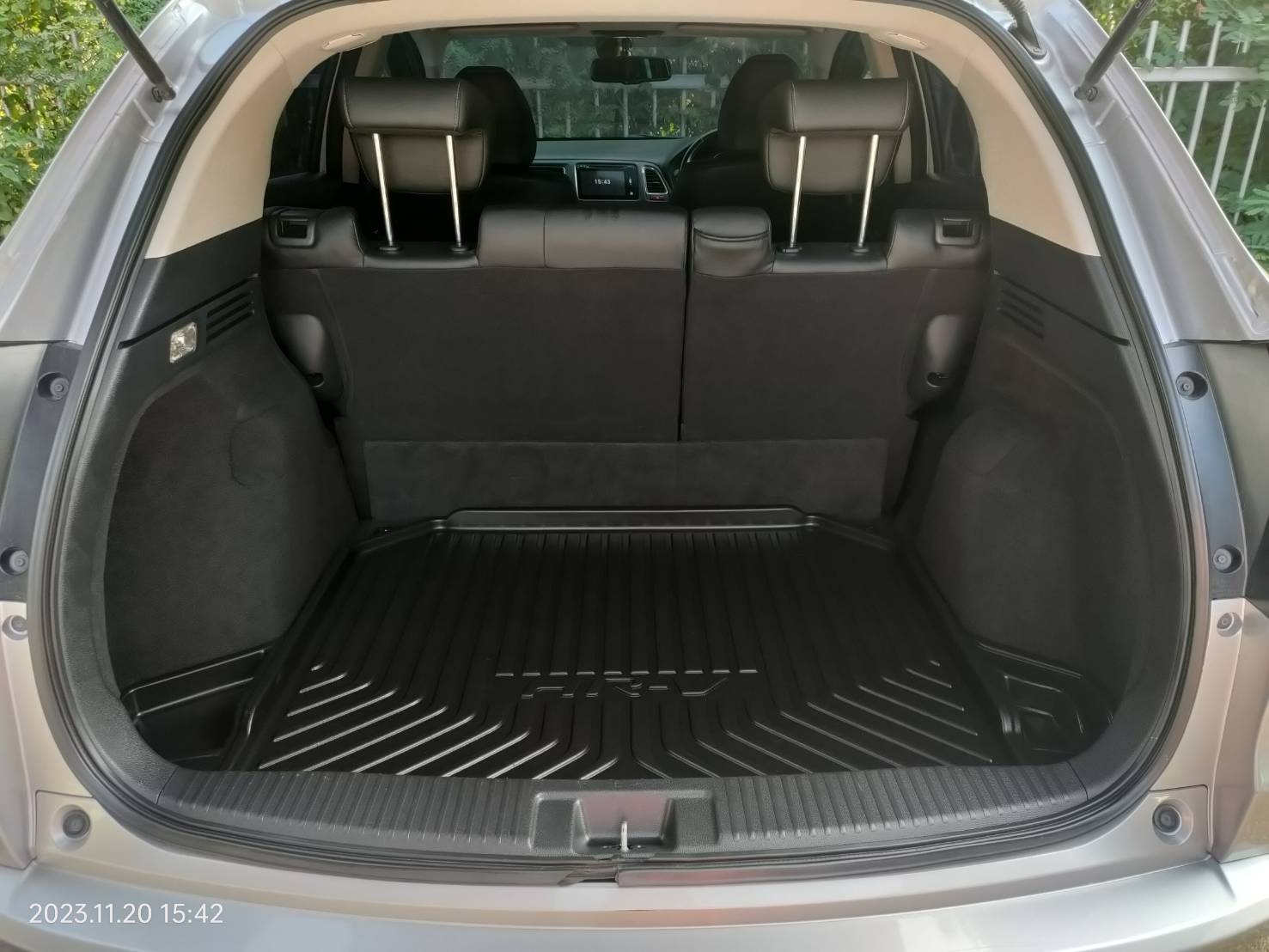 ฟรีดาวน์ 2015 HONDA HRV 1.8 EL SUNROOF TOP สวยตรงปก" (รูปที่ 9)
