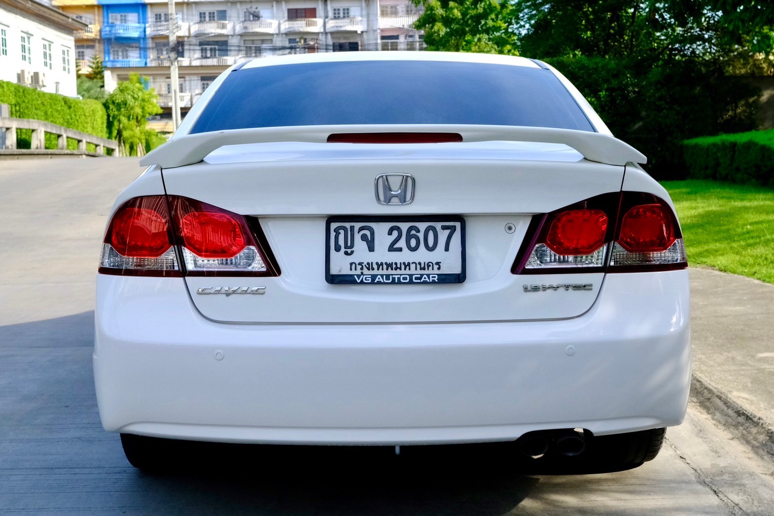 Honda Civic 1.8s (as) เครื่องยนต์: เบนซิน เกียร์:AT ปี:2011 สี: ขาว ไมล์ : 97,xxx กม. ฟรีดาวน์ (รูปที่ 11)