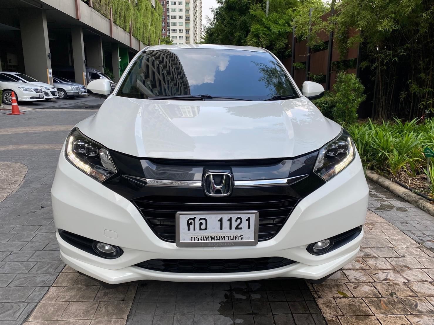 2016 Honda HR-V สีขาว (รูปที่ 5)