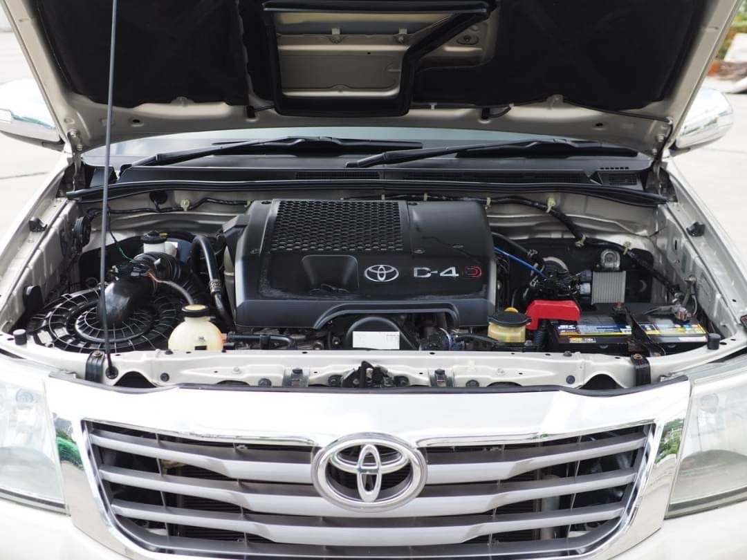2012 Toyota Hilux Vigo Extra cab สีทอง (รูปที่ 2)