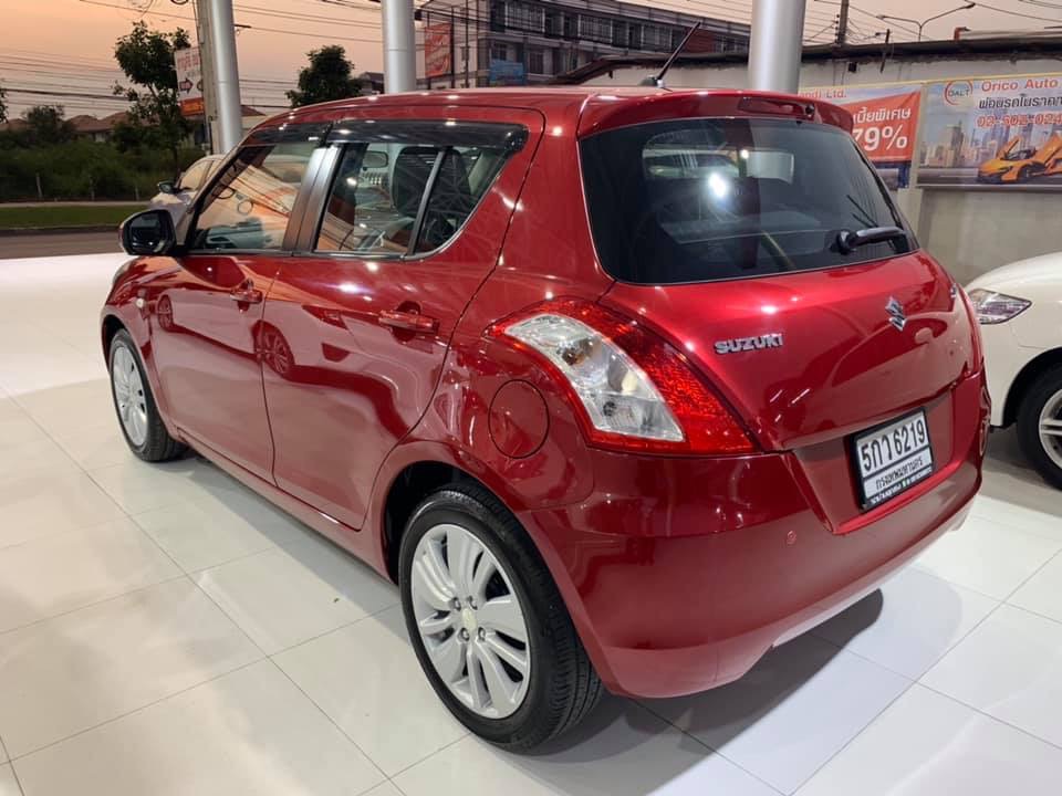 Suzuki Swift ปี 2016 สีแดง (รูปที่ 4)