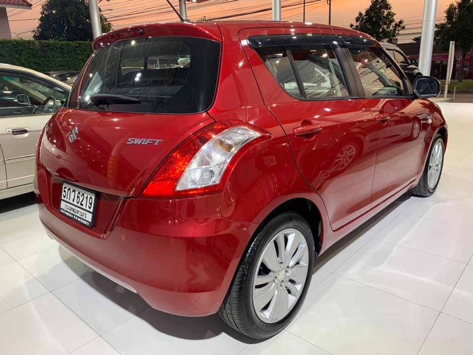 Suzuki Swift ปี 2016 สีแดง (รูปที่ 3)