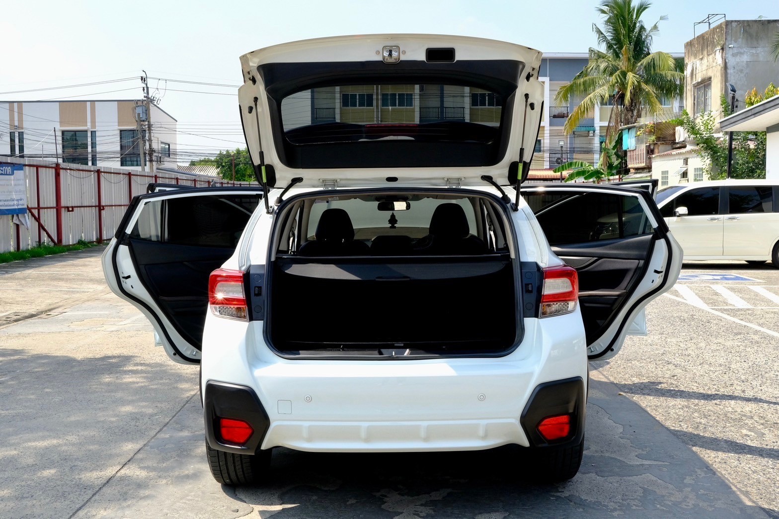 Subaru xv 2.0i-p AWD (ขับ4) เครื่องยนต์: เบนซิน เกียร์: ออโต้ ปี: 2021 สี: ขาว ไมล์: 54,xxx กม (รูปที่ 17)