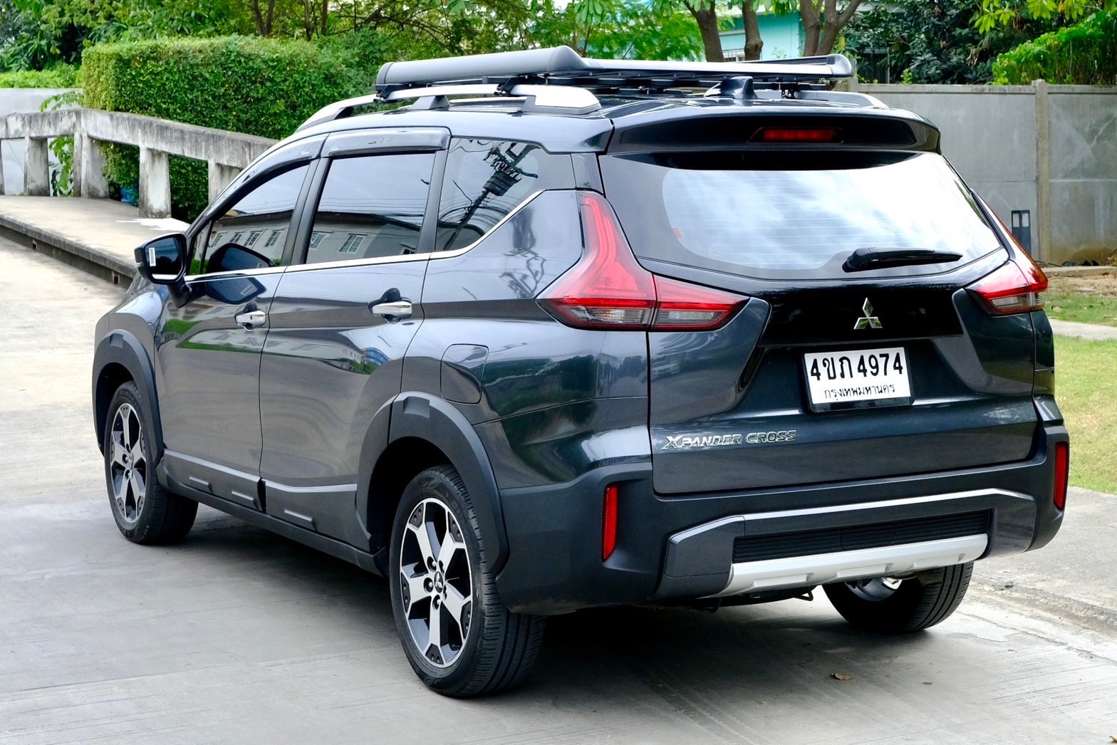 Mitsubishi Xpander cross (ตัวท็อป) ออโต้ ปี2020 สีเทา ไมล์ 45,xxx กม.