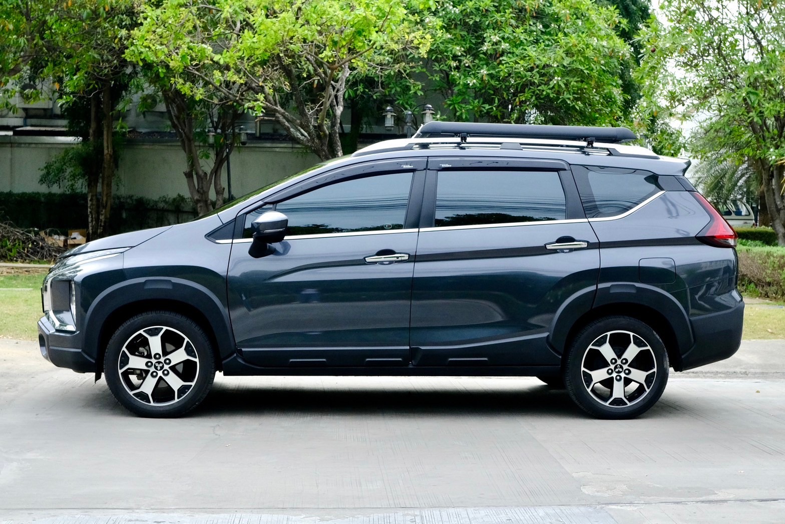 Mitsubishi Xpander cross (ตัวท็อป) ออโต้ ปี2020 สีเทา ไมล์ 45,xxx กม.