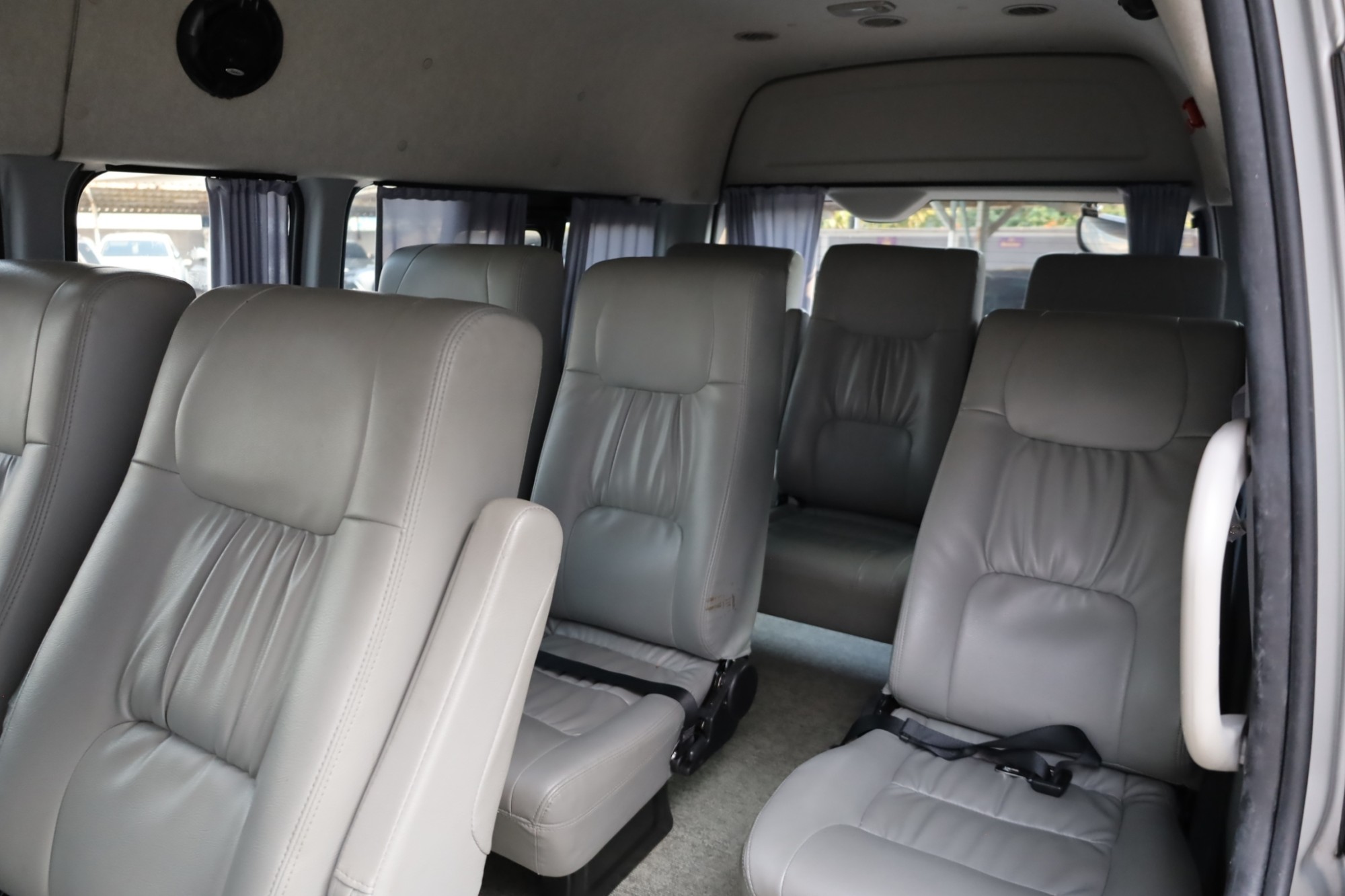 2018 TOYOTA COMMUTER 3.0 ดีเซล ก.ธรรมดา ไมล์แท้ 117,xxx กทม