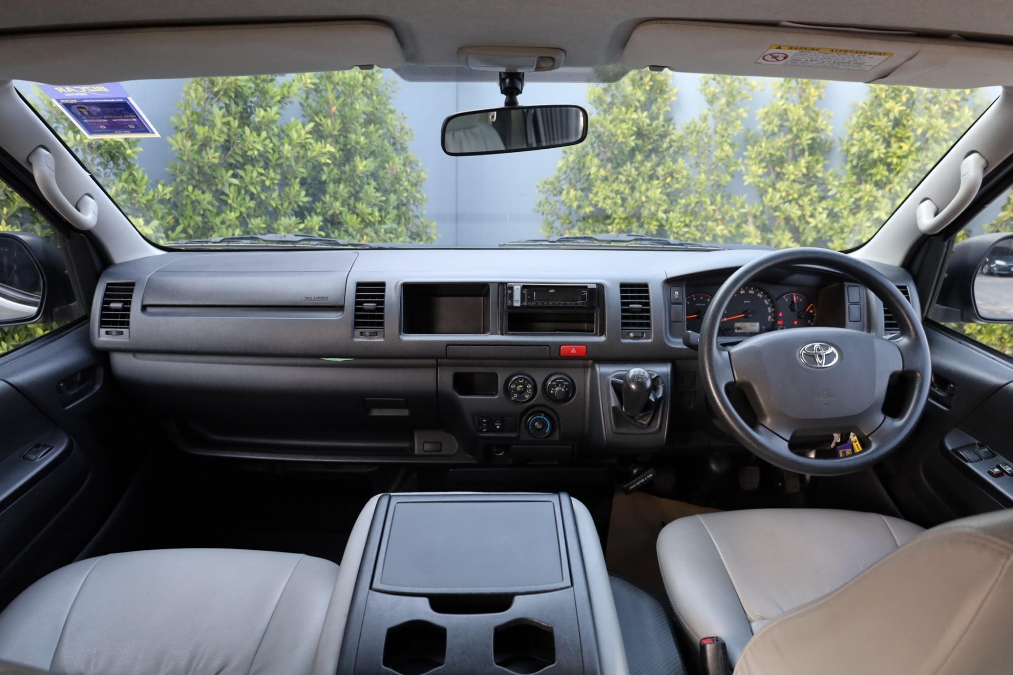 2018 TOYOTA COMMUTER 3.0 ดีเซล ก.ธรรมดา ไมล์แท้ 117,xxx กทม (รูปที่ 9)