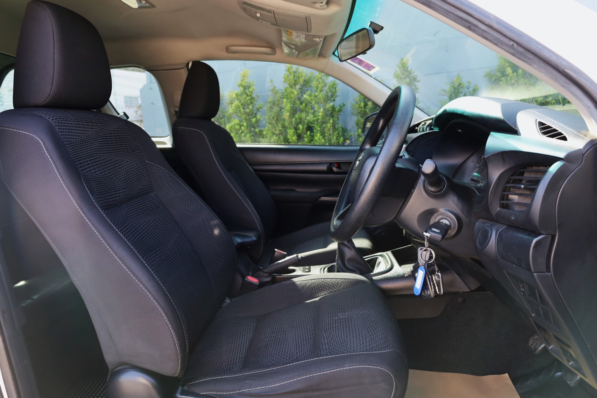 2018 TOYOTA REVO SMART CAB 2.4 J PLUS ฟรีดาวน์ (รูปที่ 9)