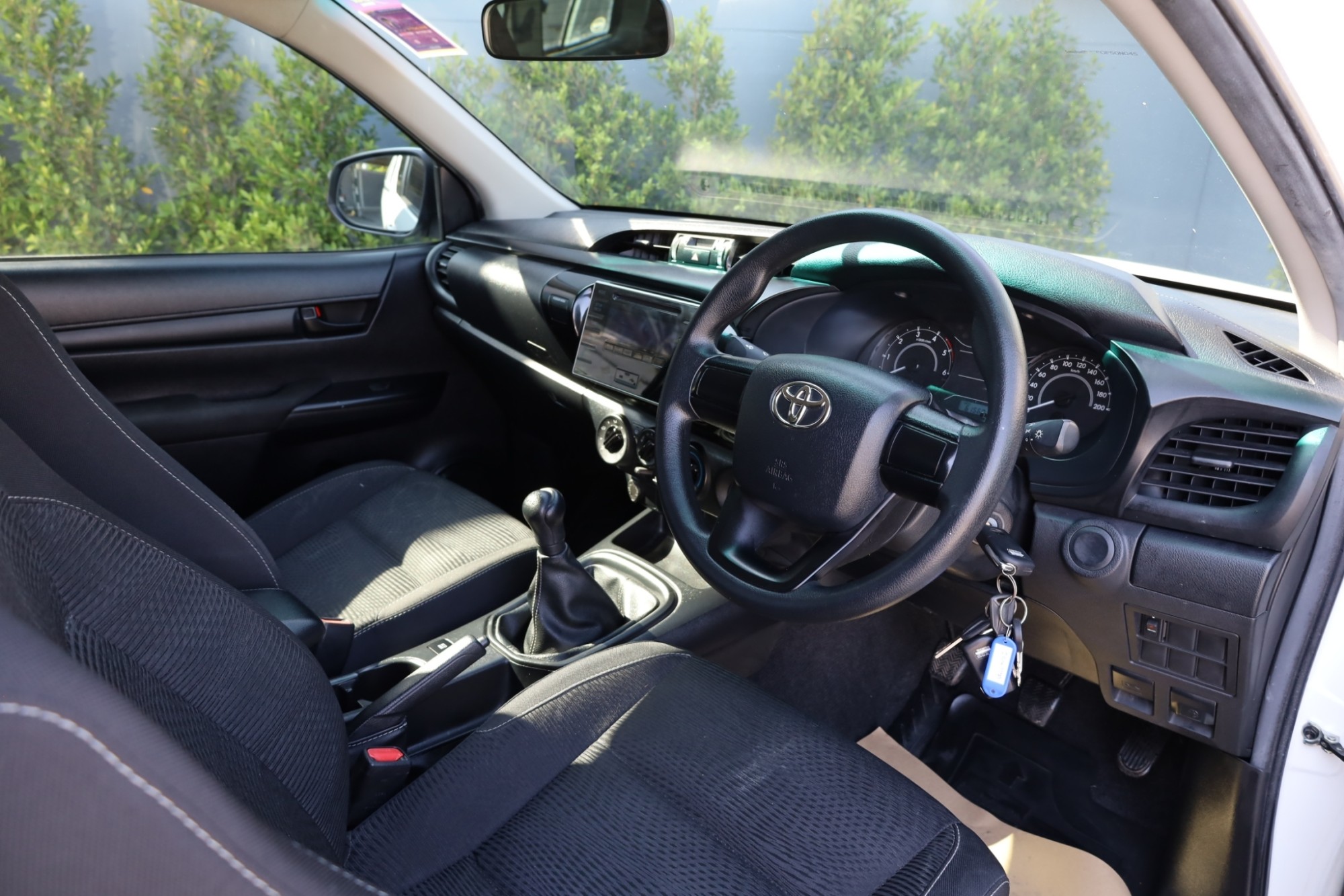 2018 TOYOTA REVO SMART CAB 2.4 J PLUS ฟรีดาวน์ (รูปที่ 11)
