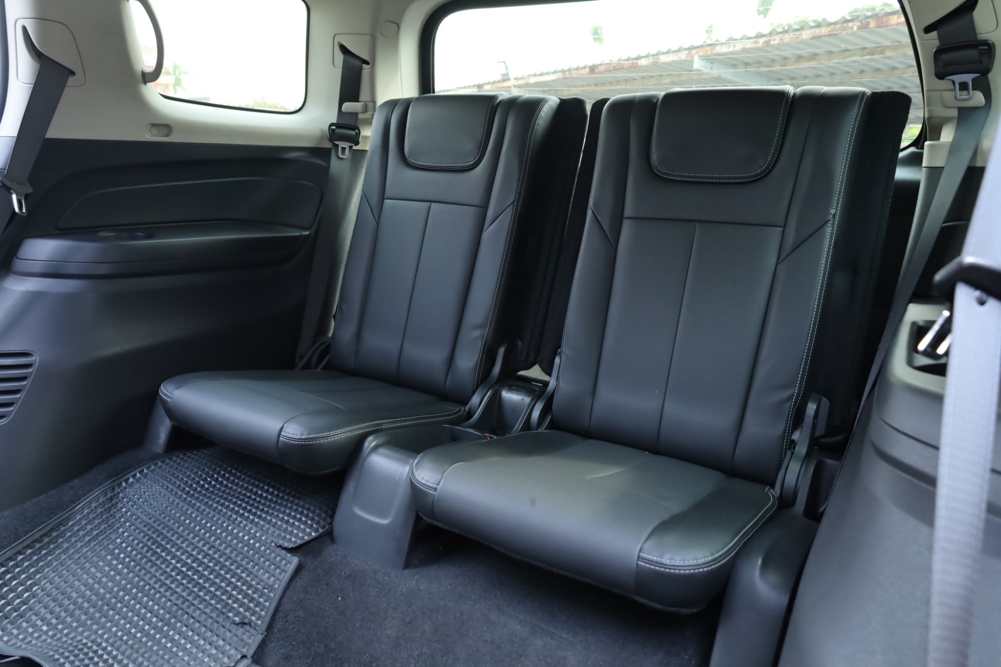 2019 ISUZU MU-X 1.9DVD auto ฟรีดาวน์ ไมล์ 14xxxx km (รูปที่ 10)