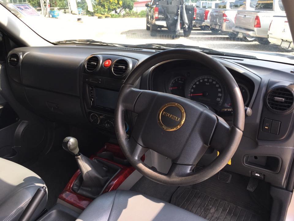 Isuzu D-Max Space Cab ปี 2008 สีเงิน (รูปที่ 6)