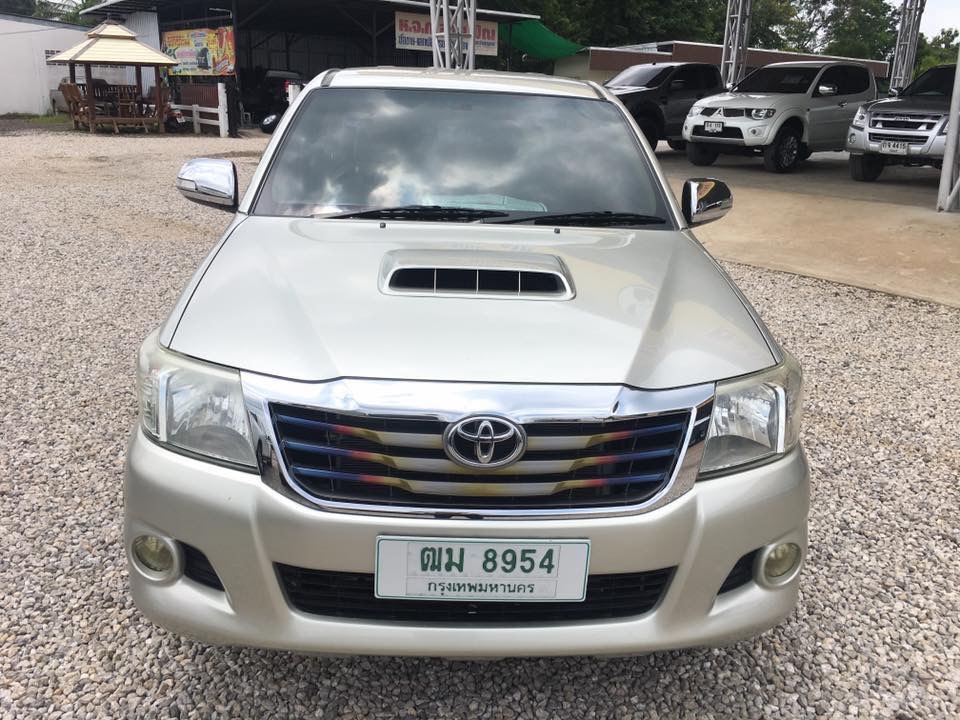 Toyota Hilux Vigo Extra cab ปี 2012 สีเงิน (รูปที่ 2)