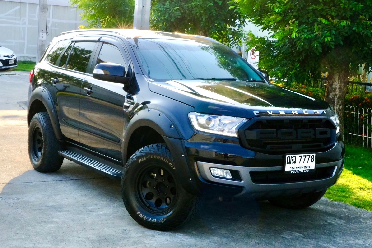 Ford everest Titanium 2.0 Turbo 2WD ปี 2018 ออโต้ ดีเ สีดำ ฟรีดาวน์