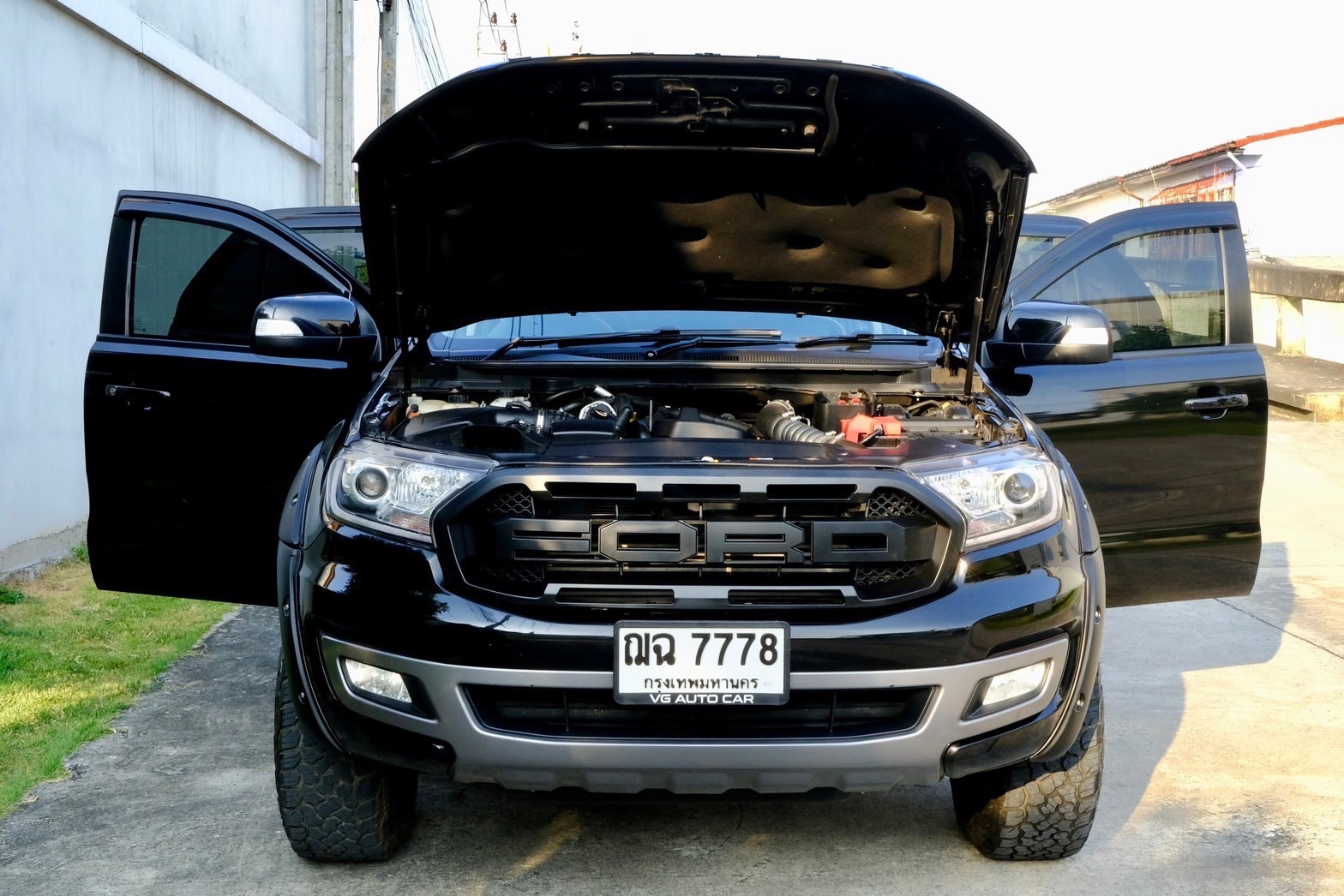 Ford everest Titanium 2.0 Turbo 2WD ปี 2018 ออโต้ ดีเ สีดำ ฟรีดาวน์