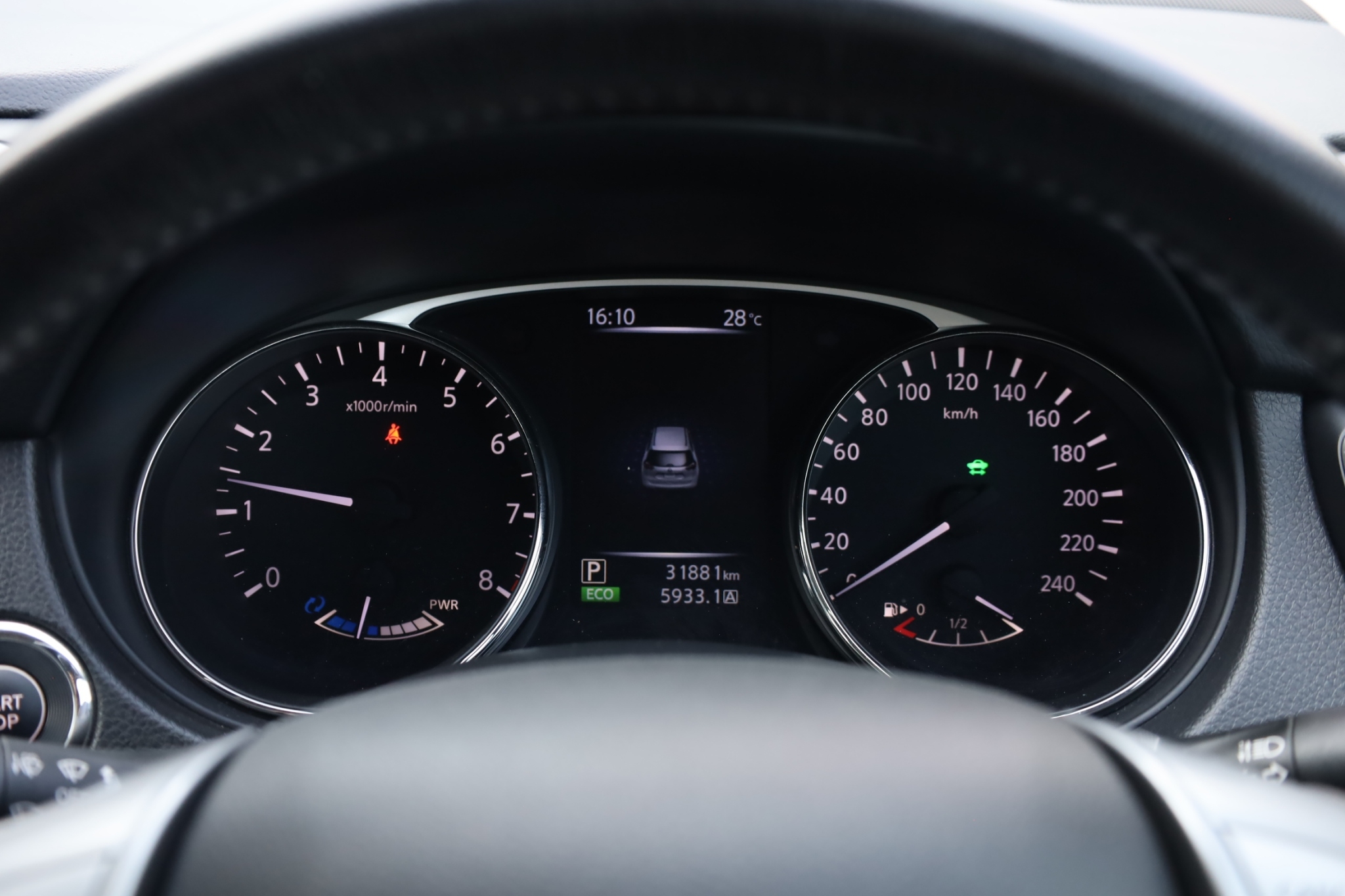 2018 NISSAN X-TRAIL HYBRID 2.0V 4WD auto ฟรีดาวน์ ไมล์แท้ 31,000 กม. (รูปที่ 6)