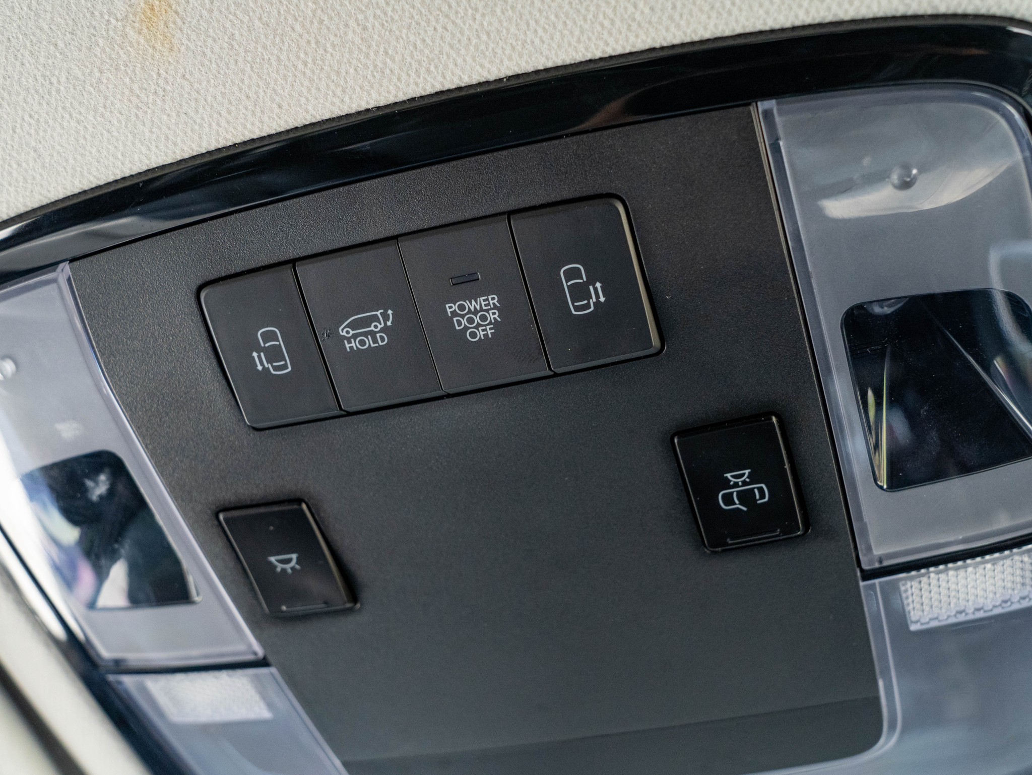 Hyundai Staria 2.2 (SEL)ดีเซล ปี 2021 จด 23 ไมล์ 20,000 กม. (รูปที่ 14)