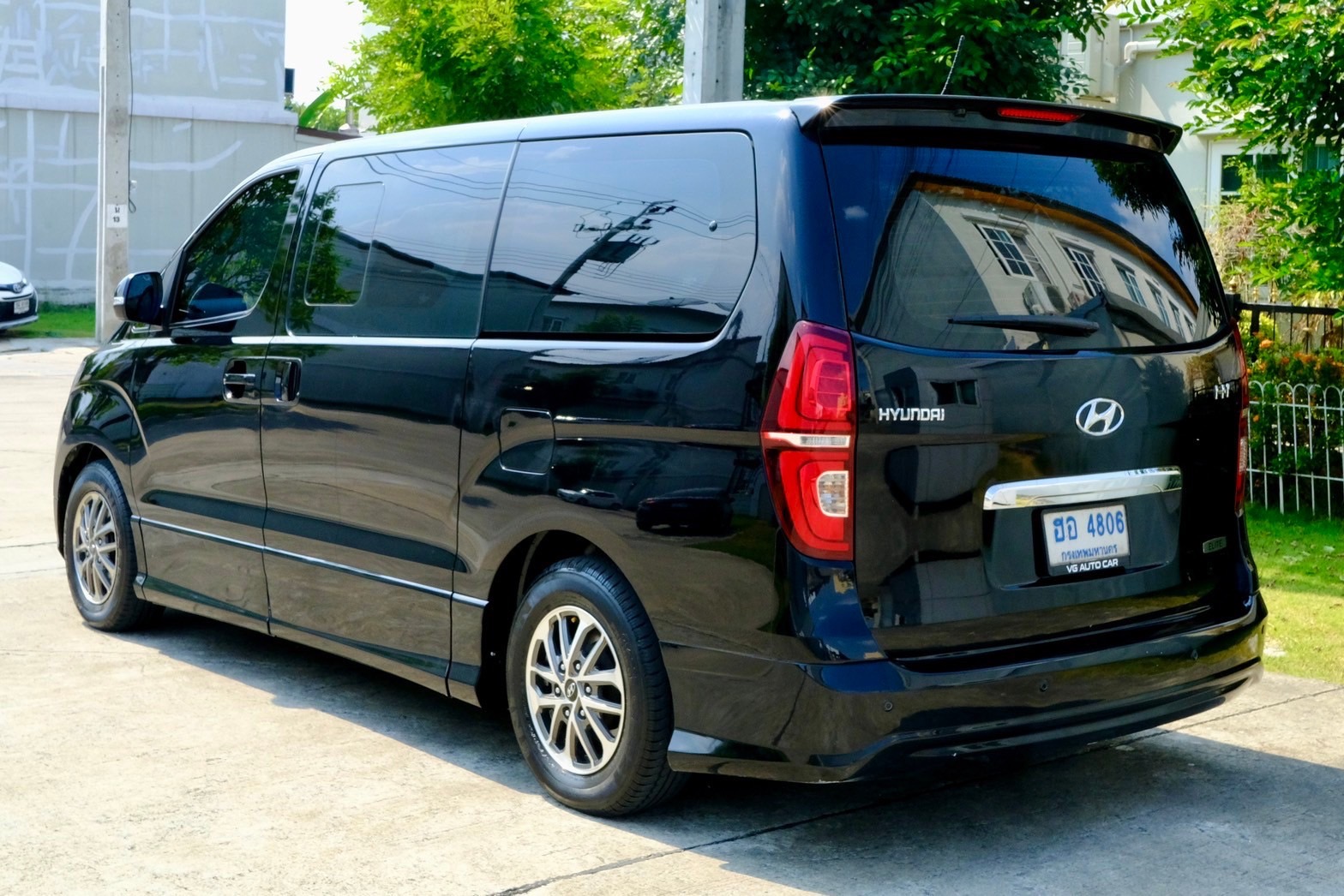 Hyundai H-1 2.5 Elite เกียร์: ออโต้ เครื่องยนต์: ดีเซล ปี: 2018 (รูปที่ 7)