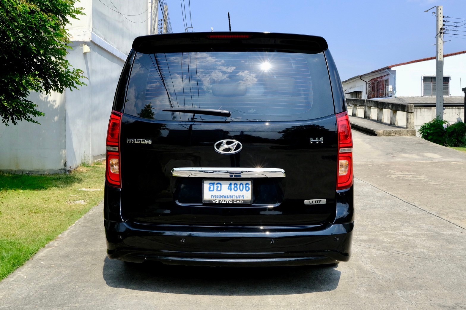 Hyundai H-1 2.5 Elite เกียร์: ออโต้ เครื่องยนต์: ดีเซล ปี: 2018 (รูปที่ 12)