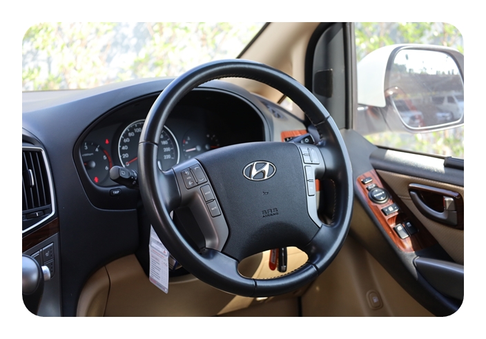 2018 HYUNDAI GRAND STAREX 2.5 PREMIUM auto (รูปที่ 23)